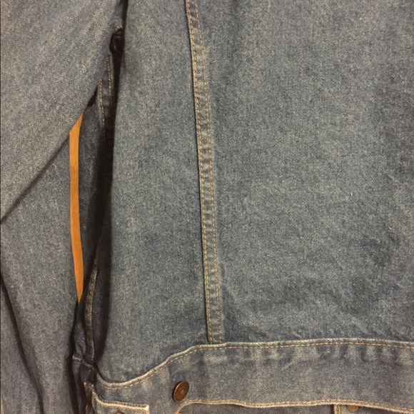 Vintage Levi's denim jacket - Picture 6 of 7